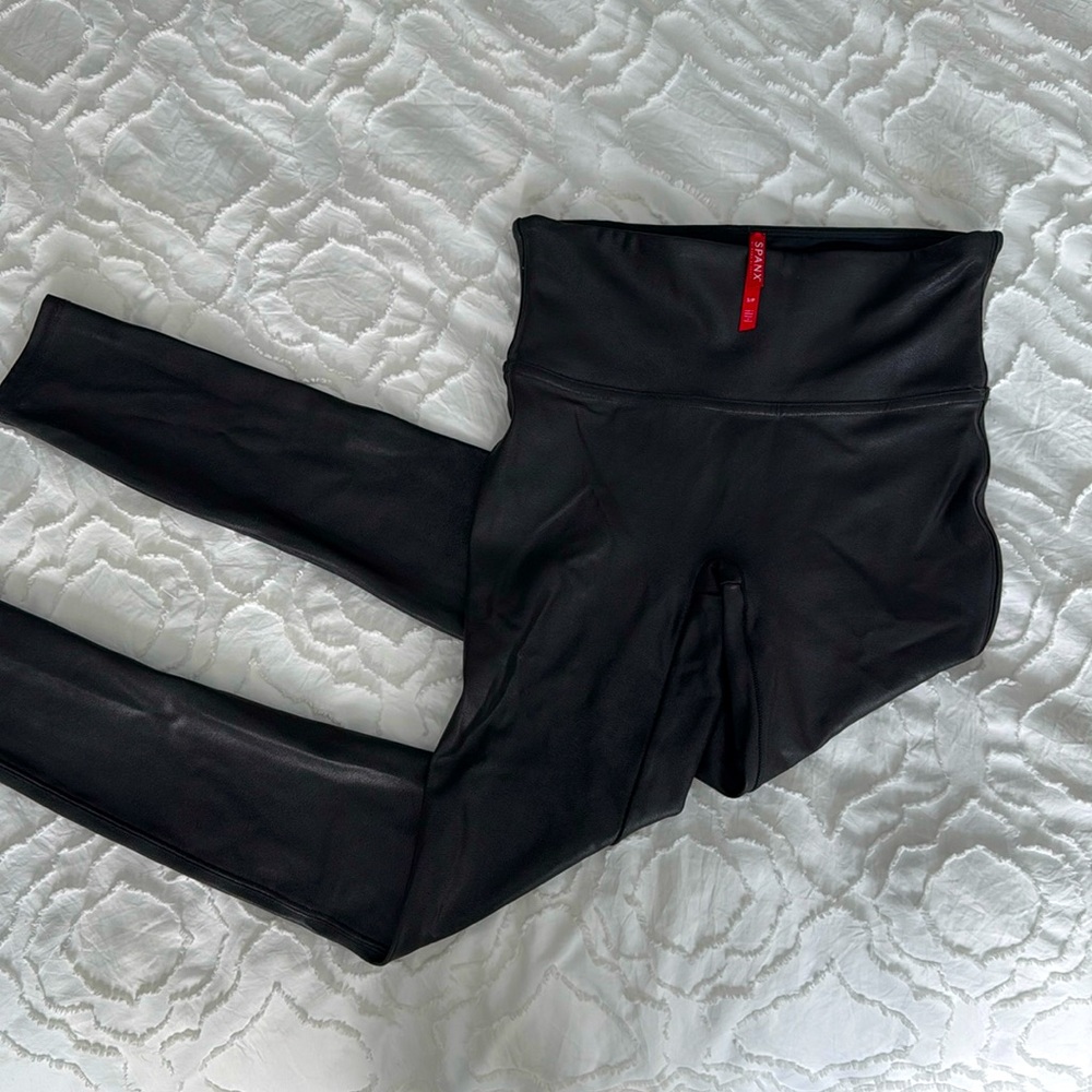 Spanx Faux Leather Leggings Size Small